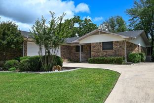 412 Half Moon Way - Photo 1 of 1