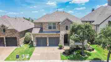 featured image of 825 Warwick Blvd