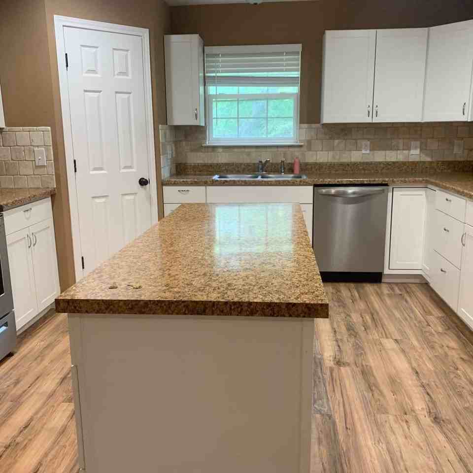 214 Braz St - Photo 5 of 39