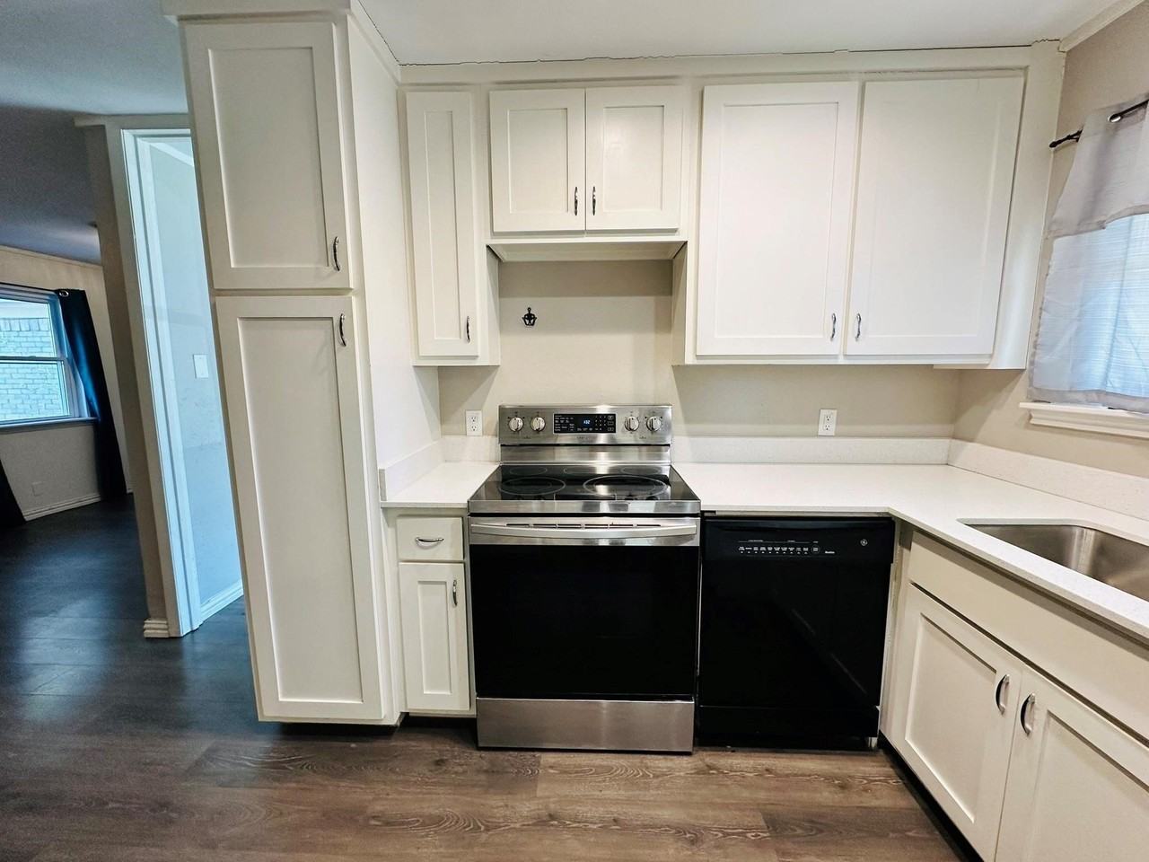 14255 Queens Chapel Rd - Photo 3 of 19