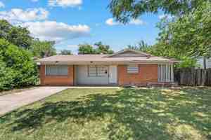 featured image of 5213 Santa Rosa Dr
