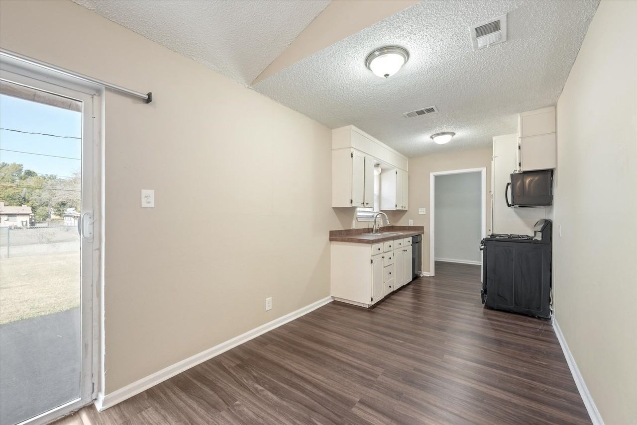 5945 Jackie Ter - Photo 6 of 17