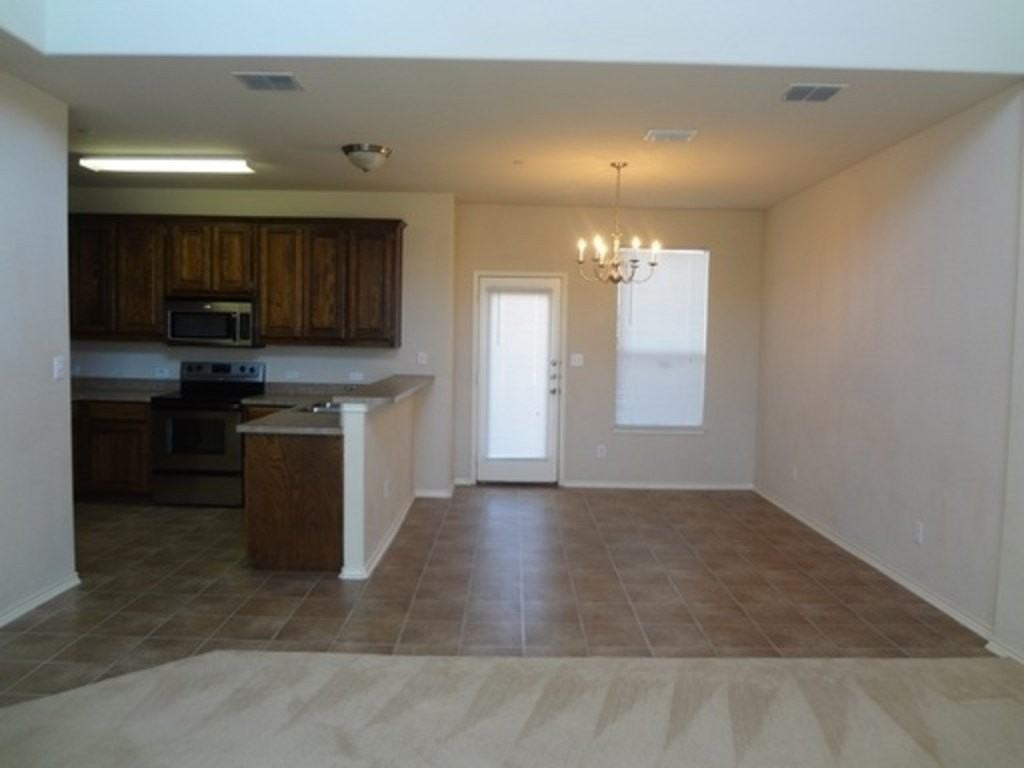 5405 Soledad Dr - Photo 2 of 15