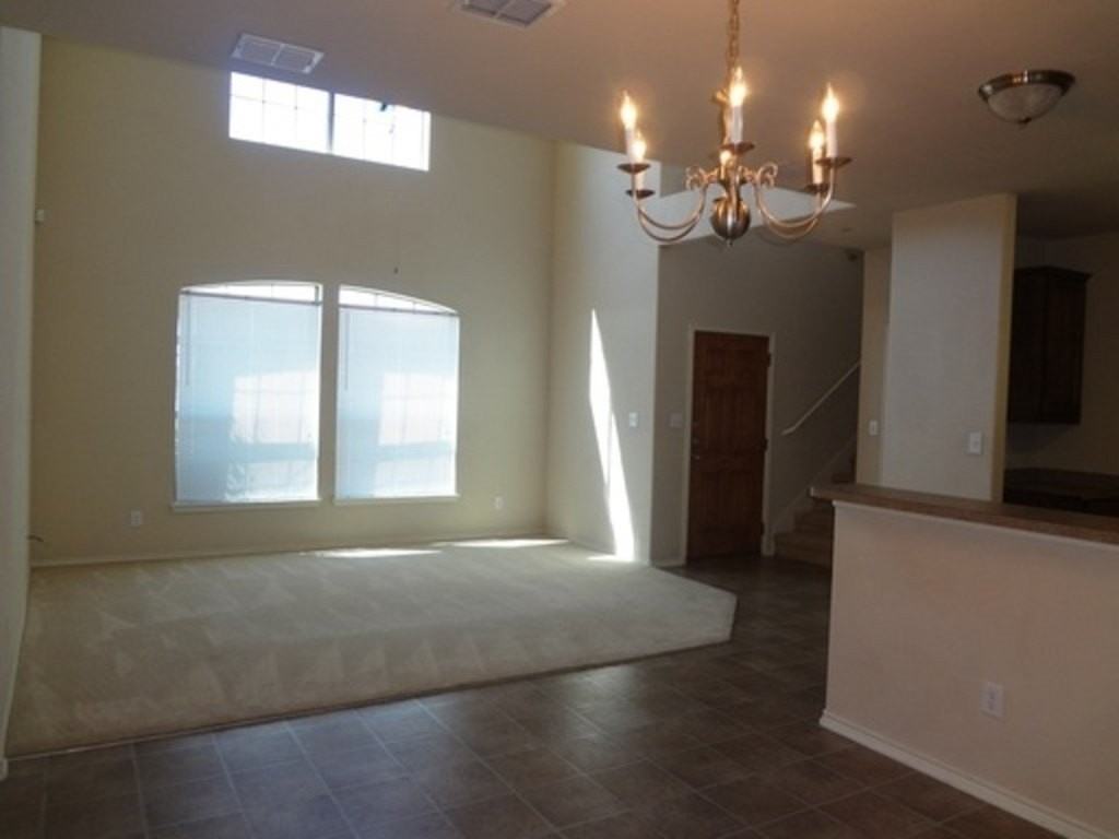 5405 Soledad Dr - Photo 4 of 15