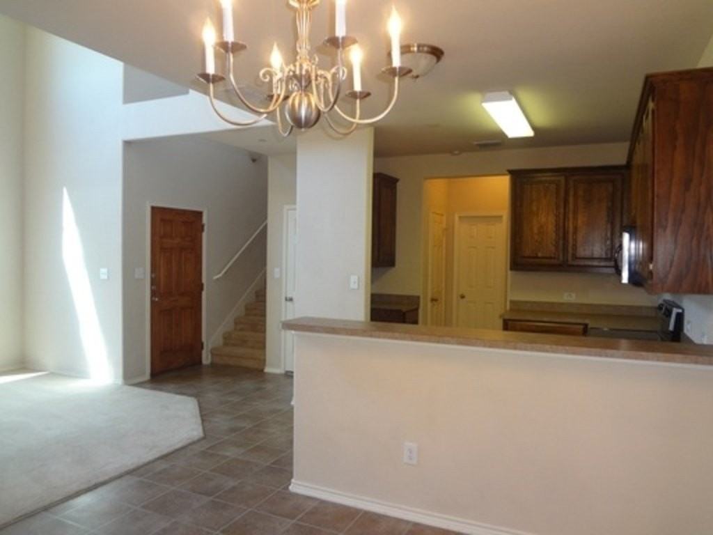 5405 Soledad Dr - Photo 6 of 15
