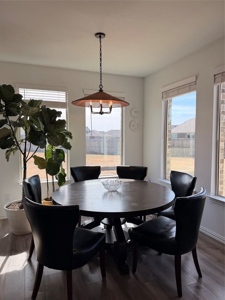 3120 Riddler Way - Photo 4 of 33