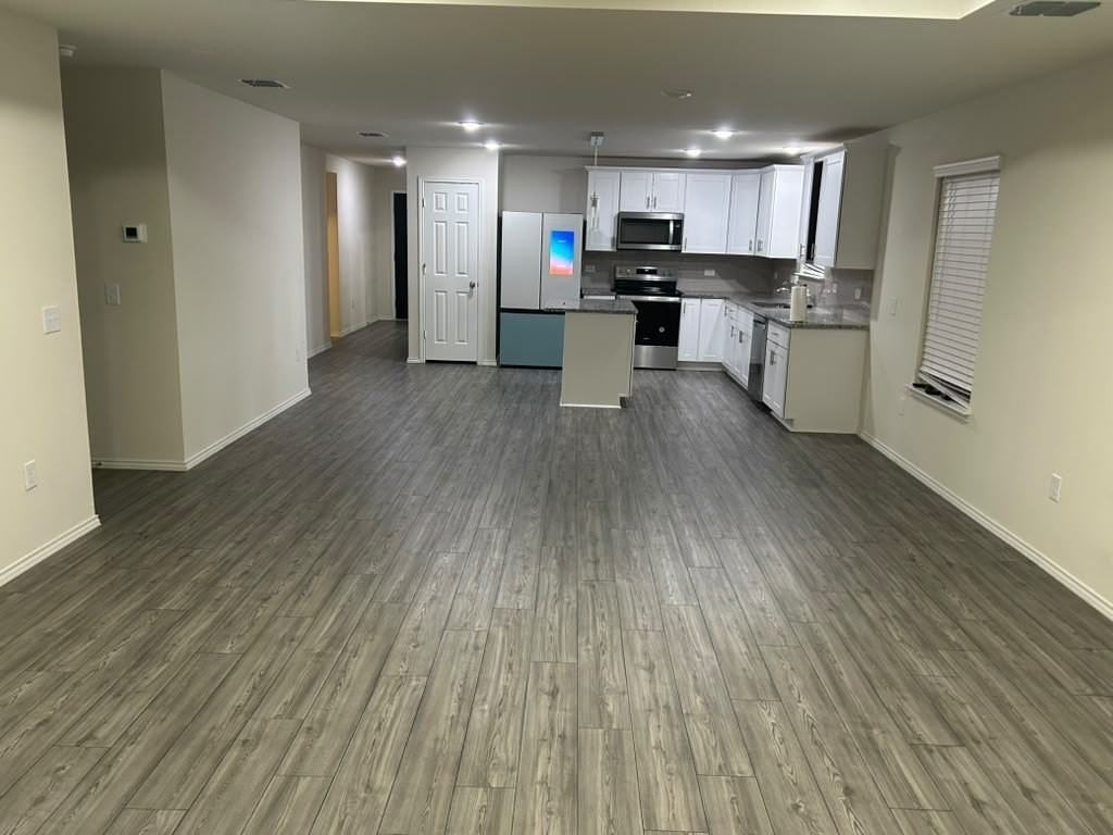 1028 Vernon Dr - Photo 6 of 12