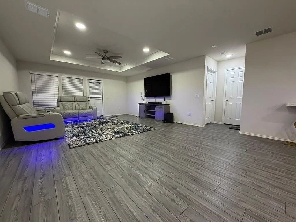1028 Vernon Dr - Photo 7 of 12