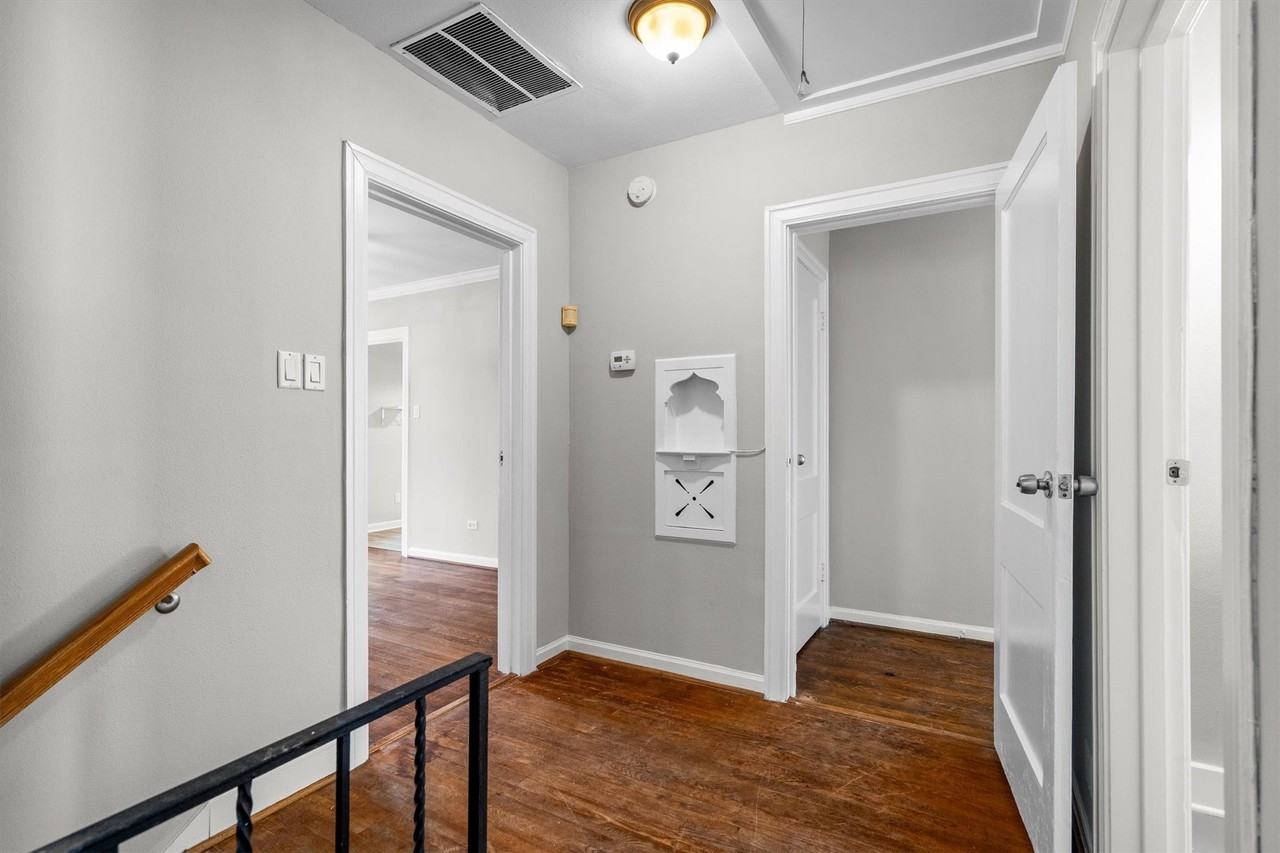 6131 Reiger Ave - Photo 5 of 28