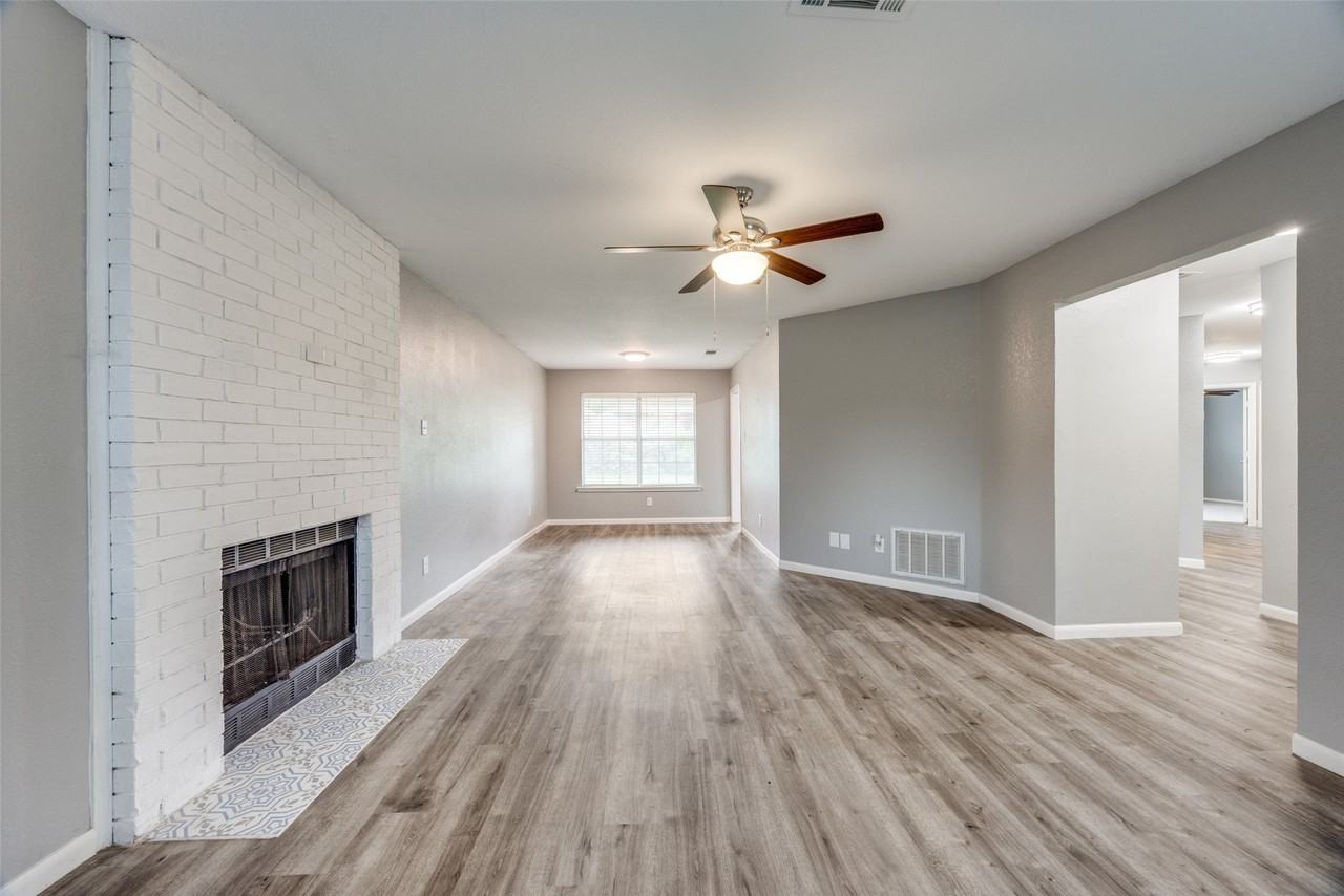 4817 Hara Ln - Photo 5 of 20