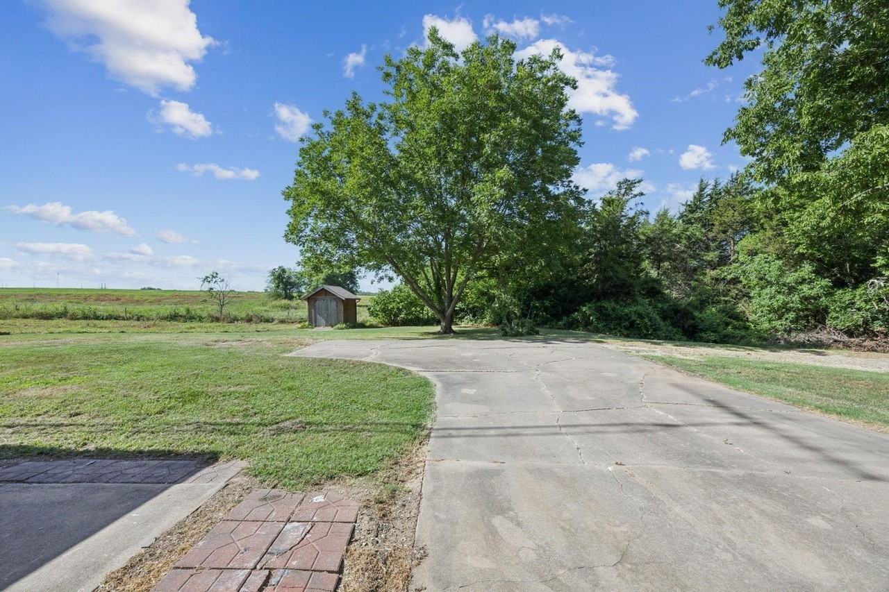 17574 State Highway 56 - Photo 2 of 15