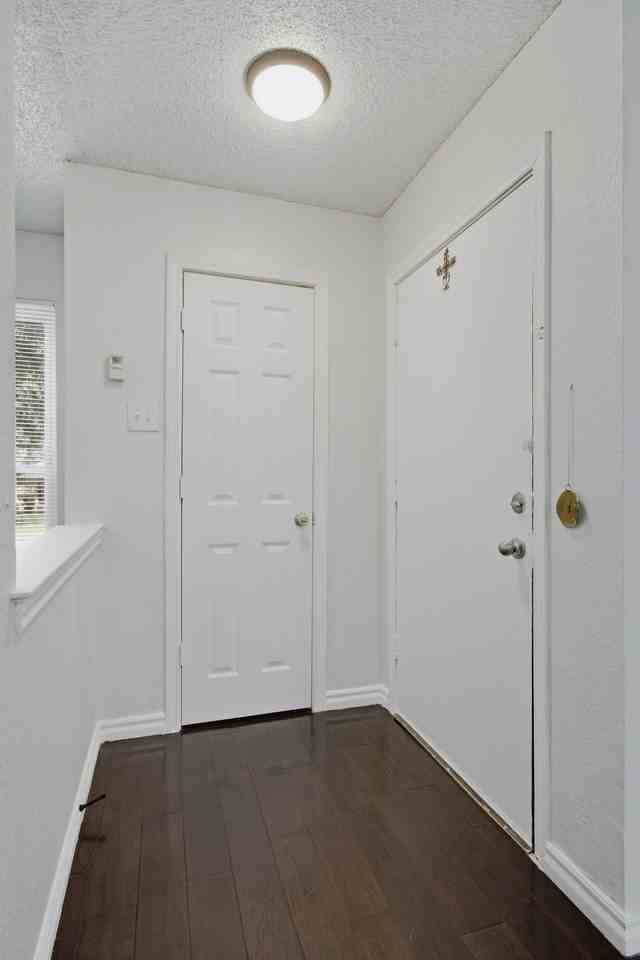 5005 Frontier Ln - Photo 5 of 29