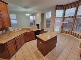 5708 Seneca Dr - Photo 4 of 9