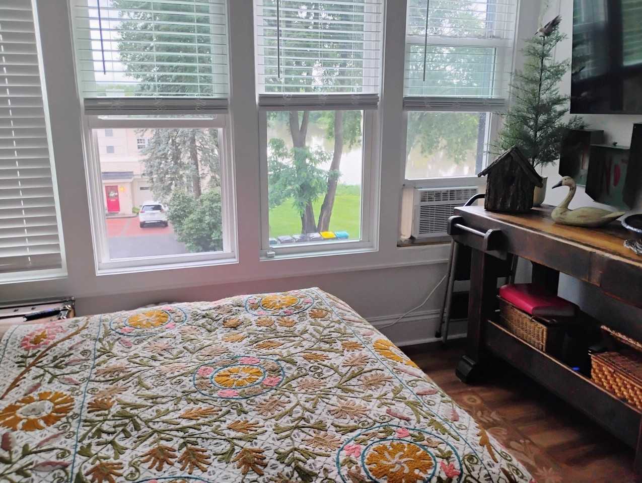 16 Washington Ave #5 - Photo 5 of 11