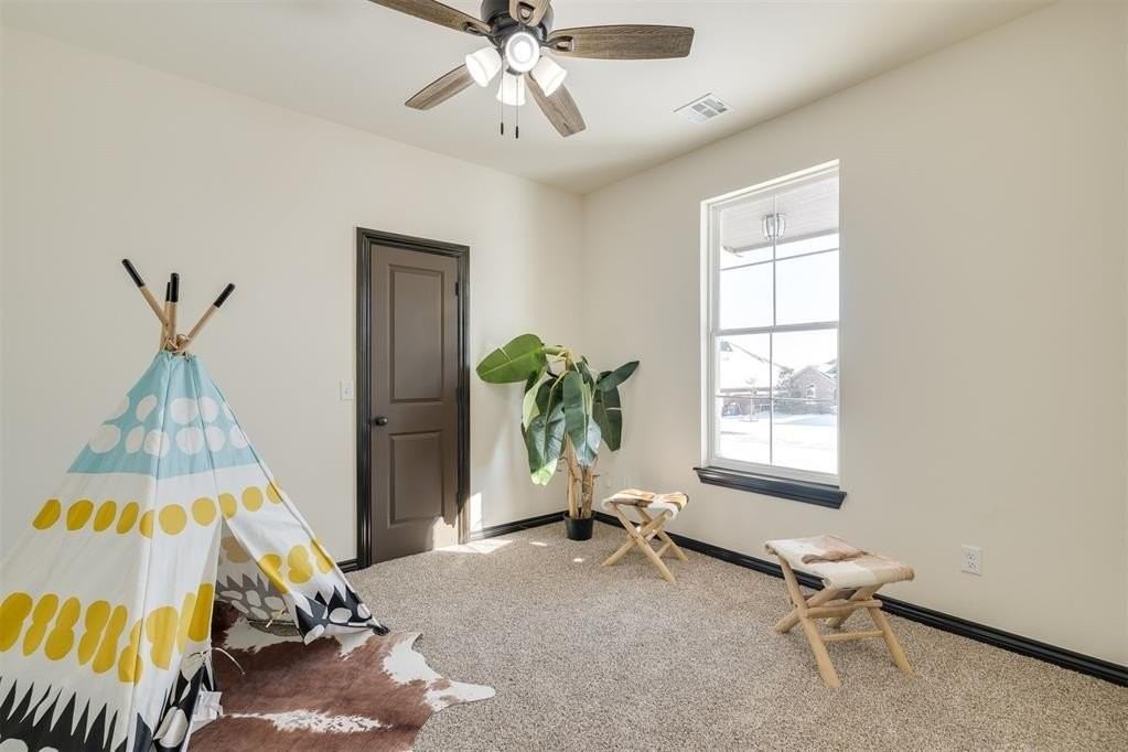 2313 E Kellen Court Ter - Photo 5 of 28