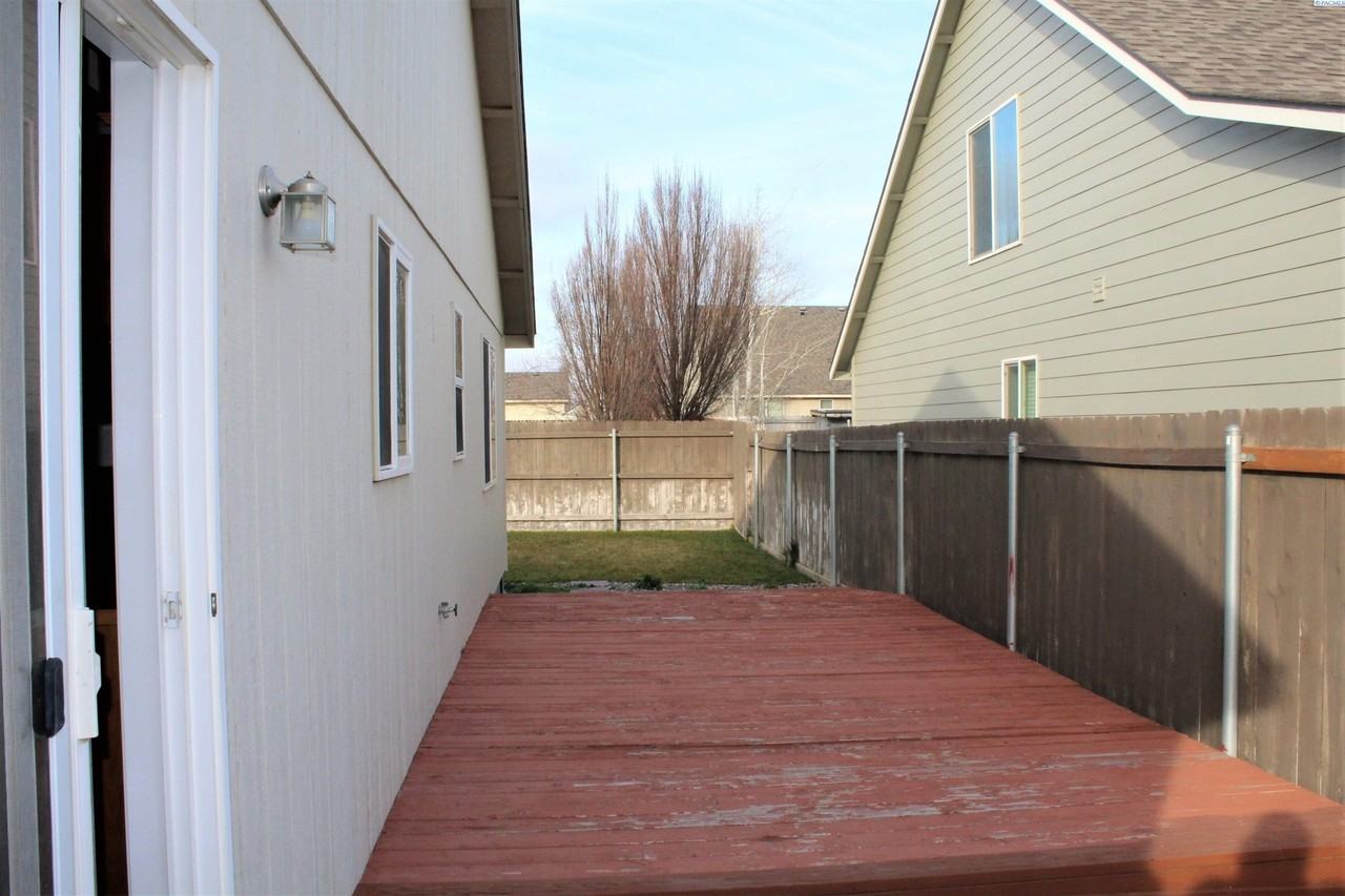 4811 Cleveland Ln - Photo 2 of 12
