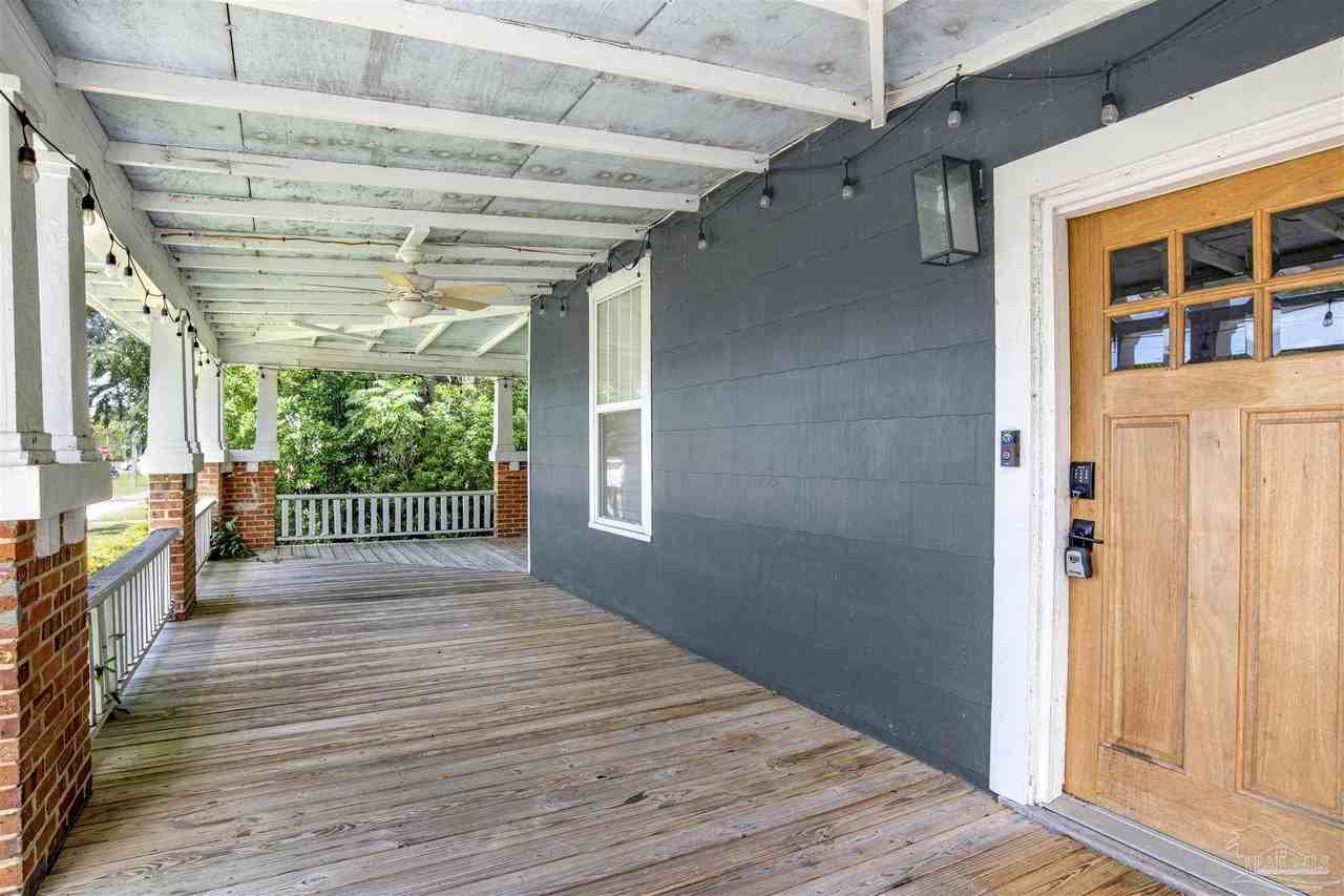 916 E Gonzalez St - Photo 3 of 32