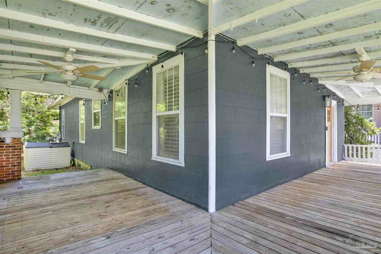 916 E Gonzalez St - Photo 4 of 32