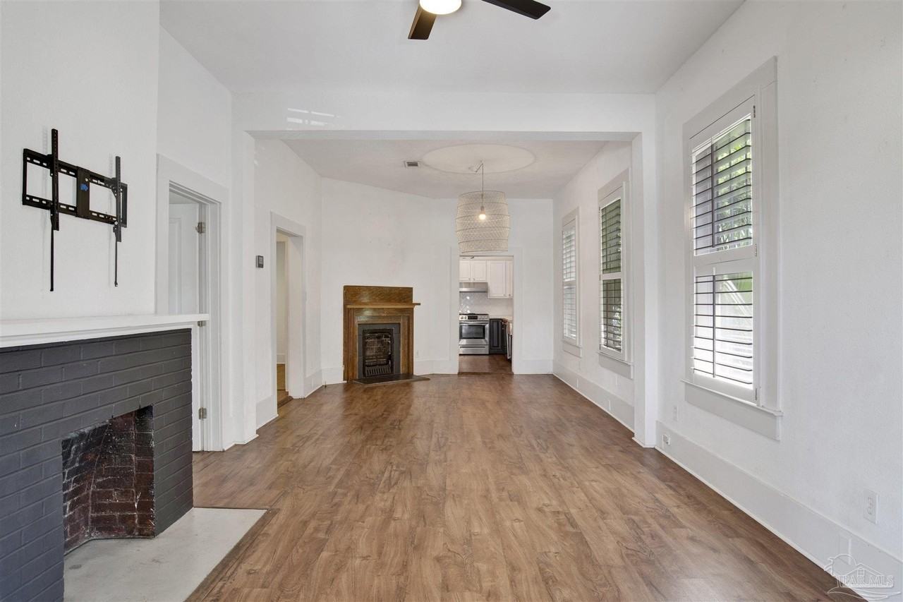 916 E Gonzalez St - Photo 6 of 32
