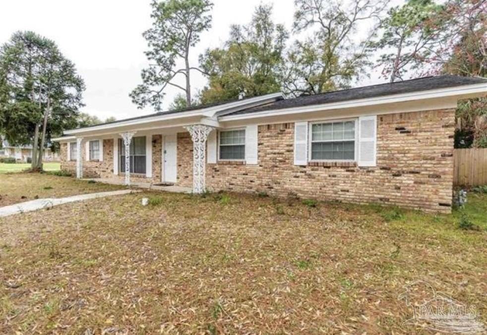 8100 Six Pence Dr - Photo 2 of 26