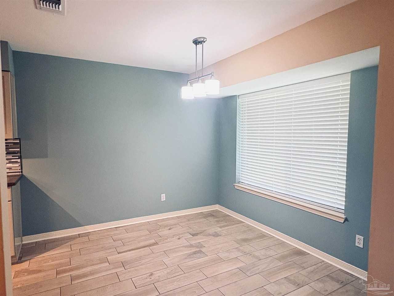 10621 Creek Ridge Dr - Photo 5 of 26