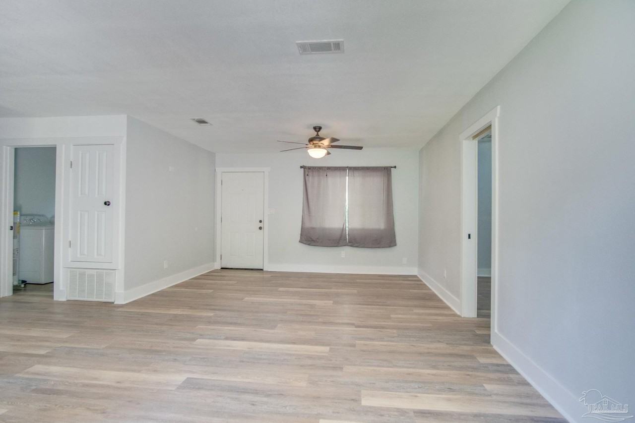 195 Navarro Rd - Photo 5 of 26
