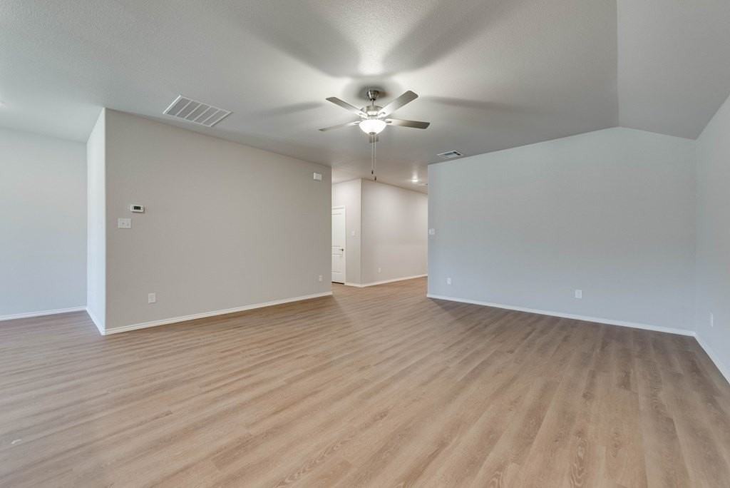 8209 S County Road 1110 - Photo 5 of 25