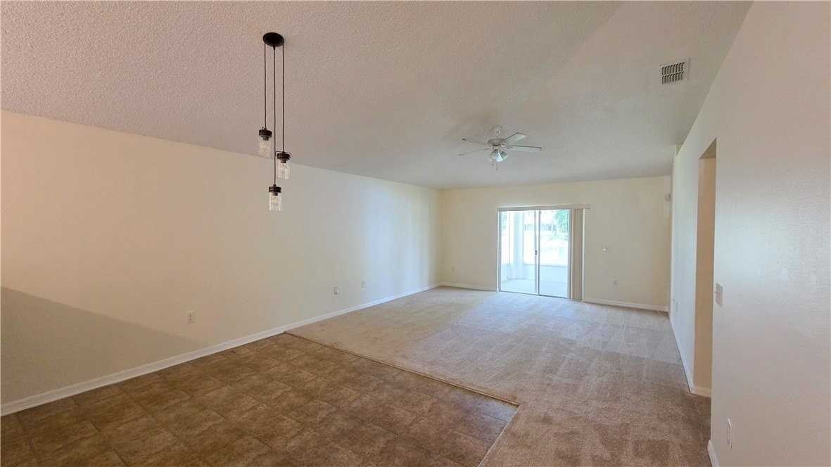 2644 12th Sq Sw - Photo 5 of 25
