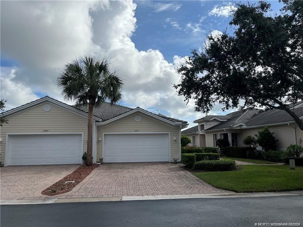 4531 Se Bridgetown Ct - Photo 2 of 19