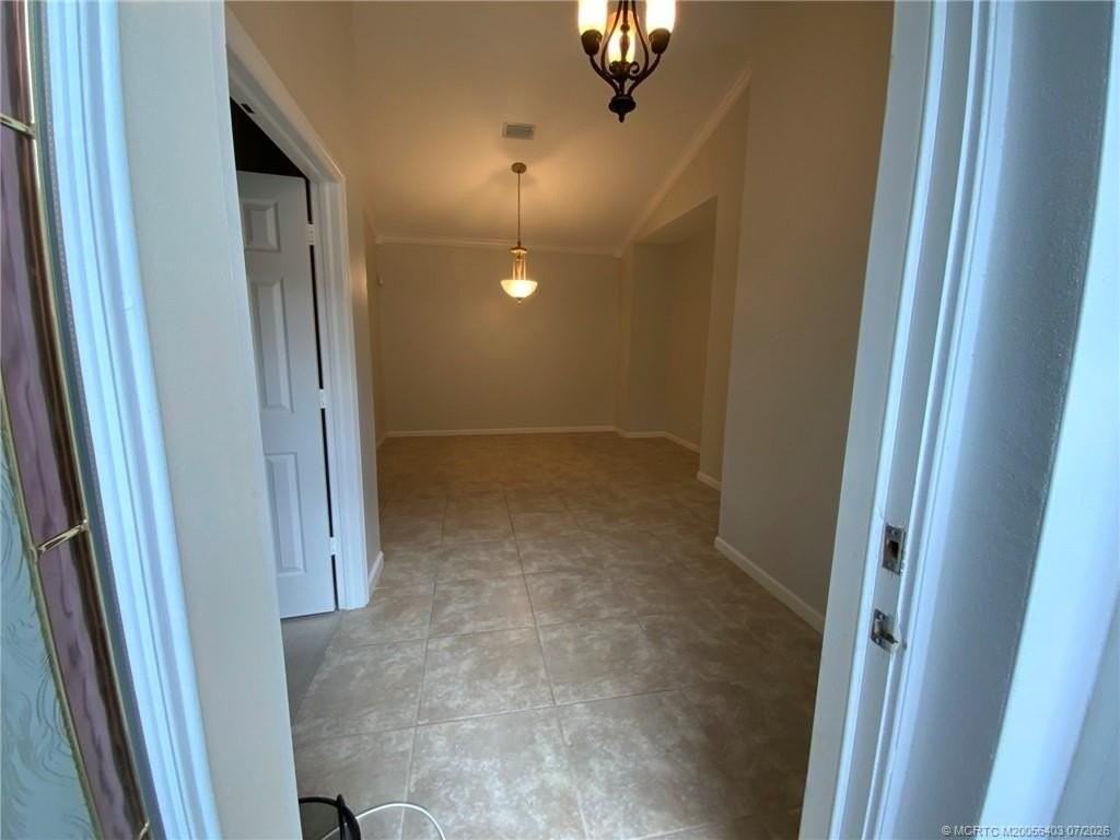 4531 Se Bridgetown Ct - Photo 5 of 19