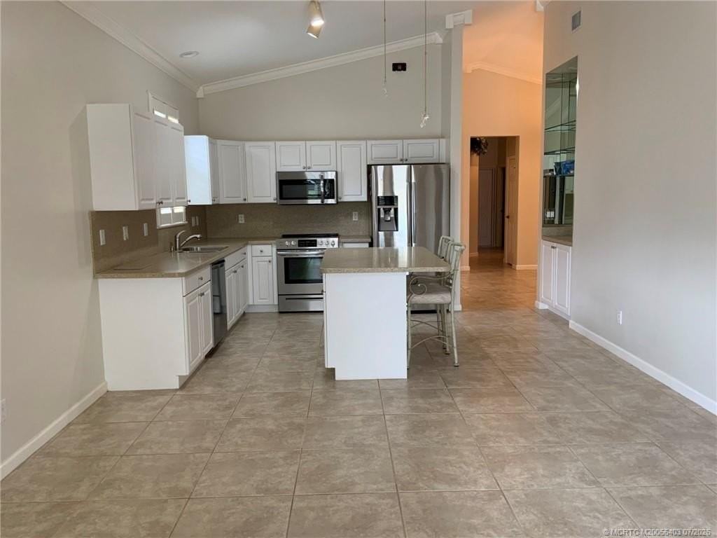 4531 Se Bridgetown Ct - Photo 7 of 19