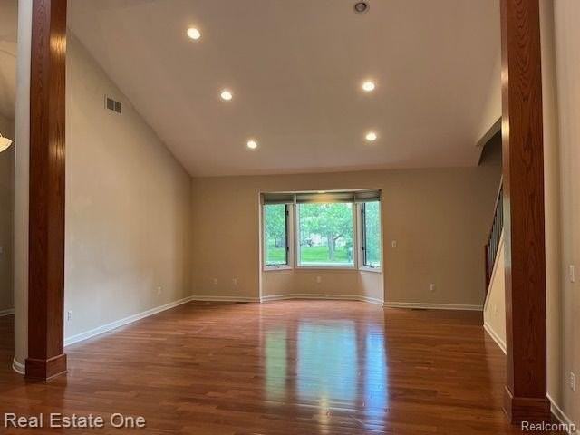 3905 E Newland Dr - Photo 2 of 25