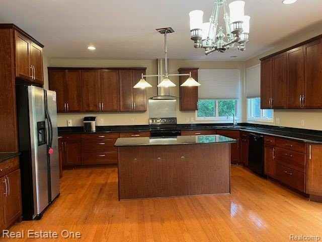 3905 E Newland Dr - Photo 5 of 25