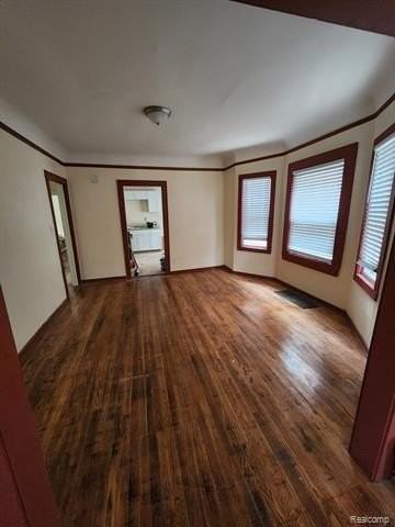 1919 Lawrence St - Photo 4 of 6
