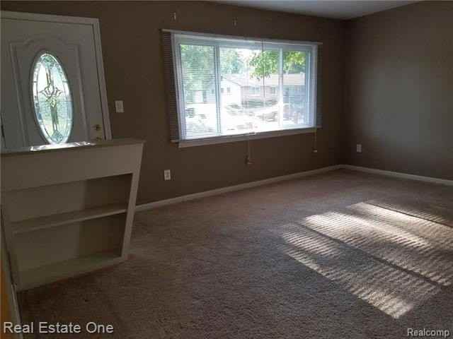 4738 Halberd St - Photo 6 of 31