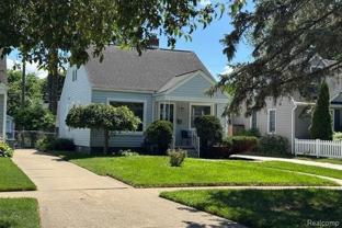 128 Girard Ave - Photo 1 of 1