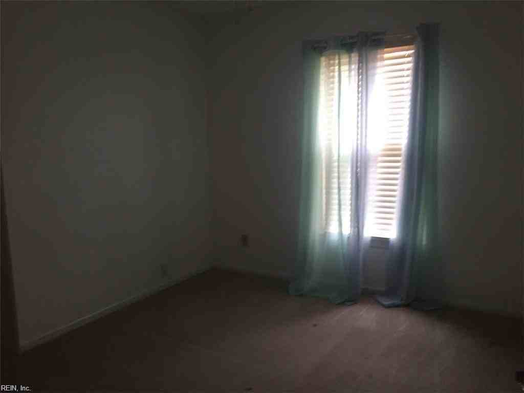 981 Colonial Meadows Way - Photo 5 of 6