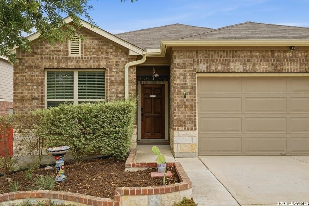 2431 Valencia Crst - Photo 2 of 25