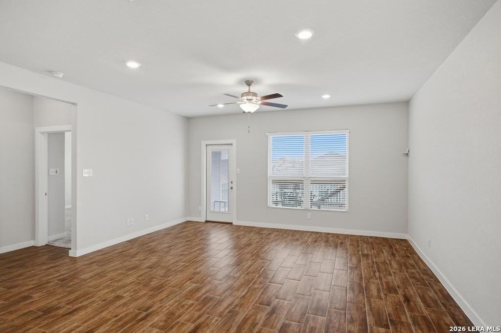 2431 Valencia Crst - Photo 4 of 25