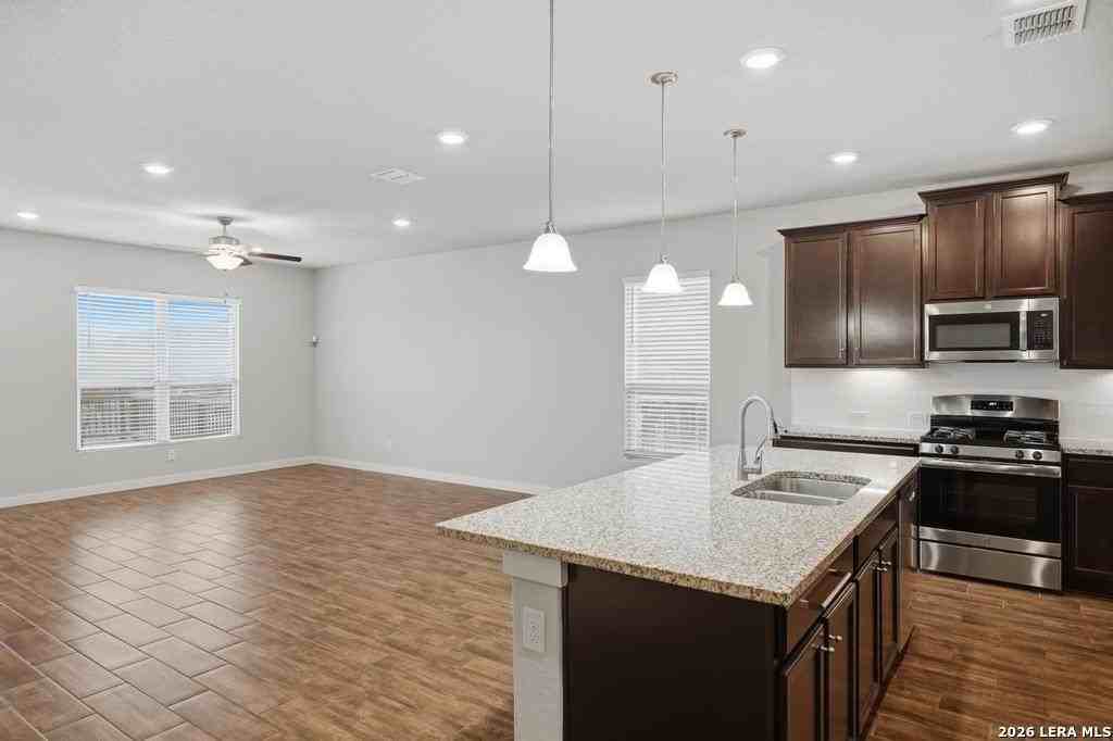 2431 Valencia Crst - Photo 6 of 25