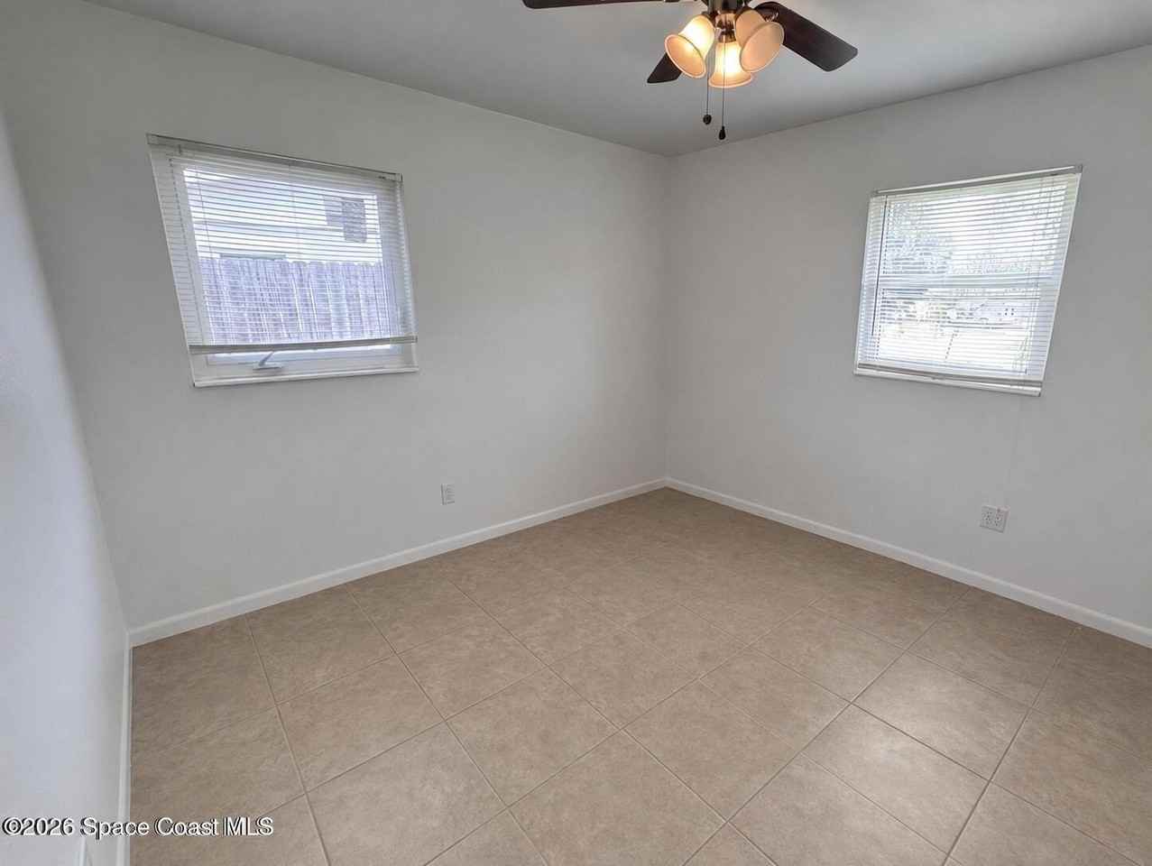1812 Oakwood Dr - Photo 7 of 11