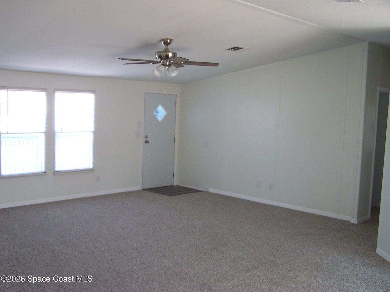 403 Brozman Ln - Photo 4 of 17