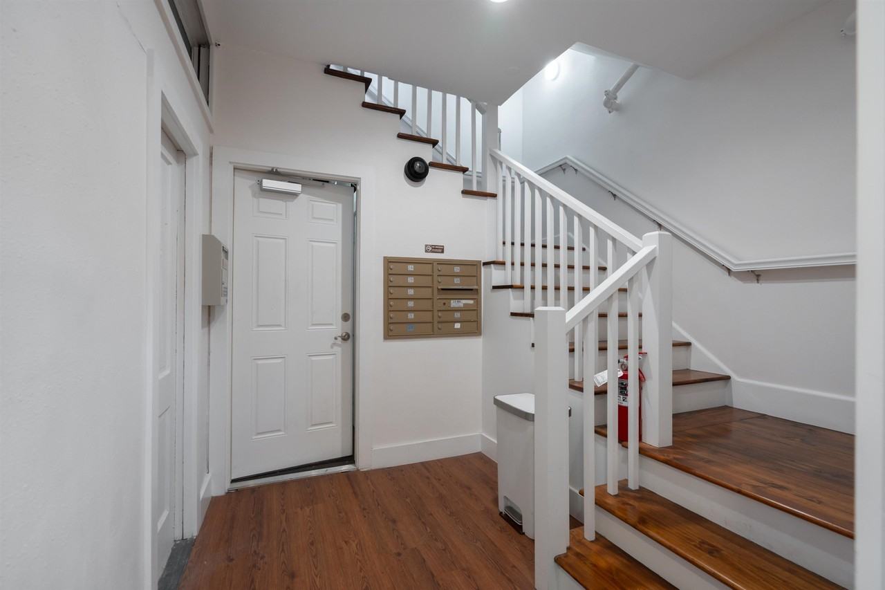 11 Aviles St #2B - Photo 6 of 40