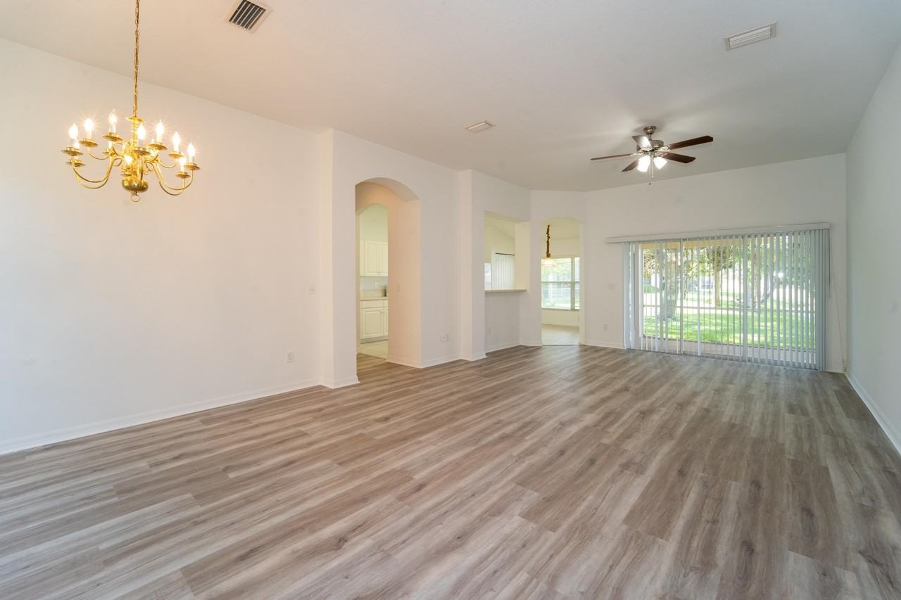 957 Windward Way - Photo 3 of 48