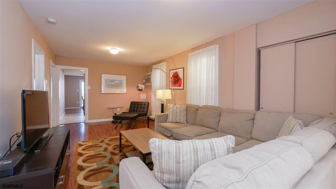 11 S Washington Ave #1 - Photo 5 of 23