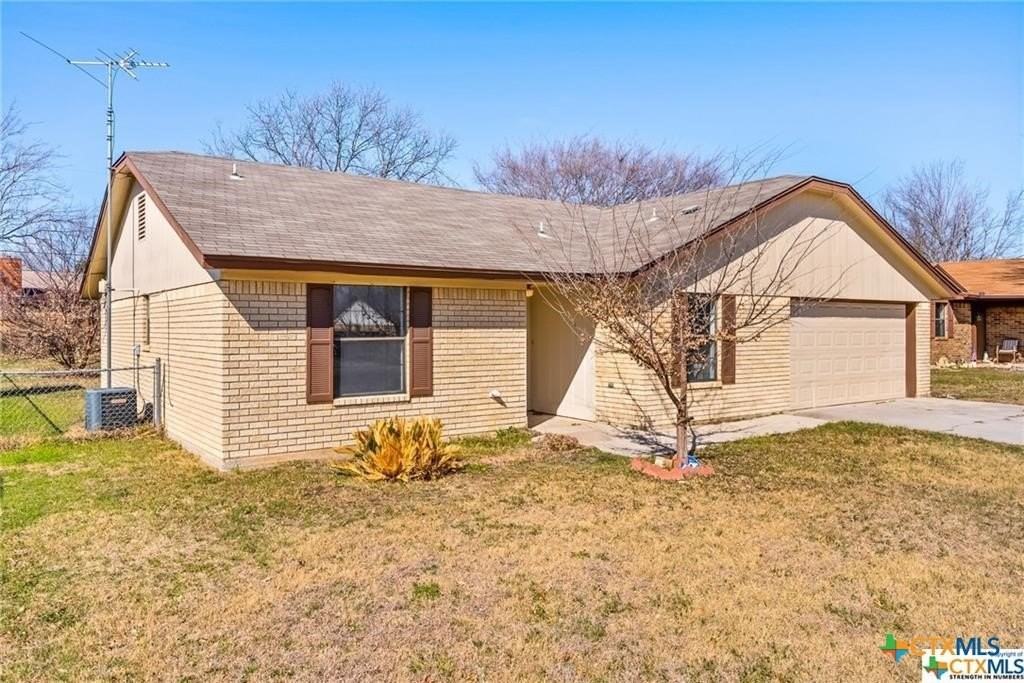 1907 Moonlight Dr - Photo 2 of 19