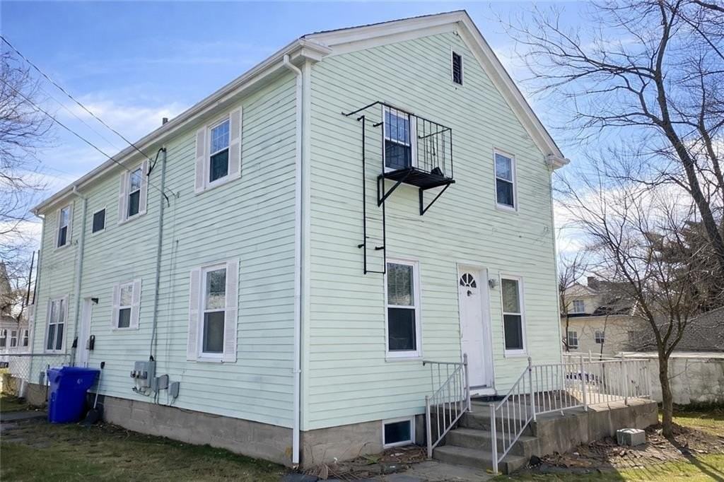 866 Weeden St #REAR - Photo 2 of 15