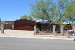 3270 W Capistrano Rd - Photo 1 of 1