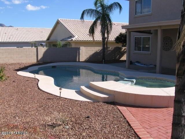 10650 N Sand Canyon Pl - Photo 3 of 17
