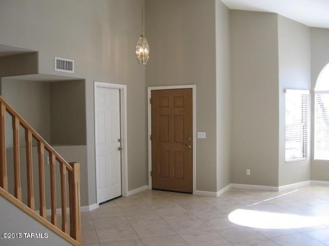 10650 N Sand Canyon Pl - Photo 7 of 17